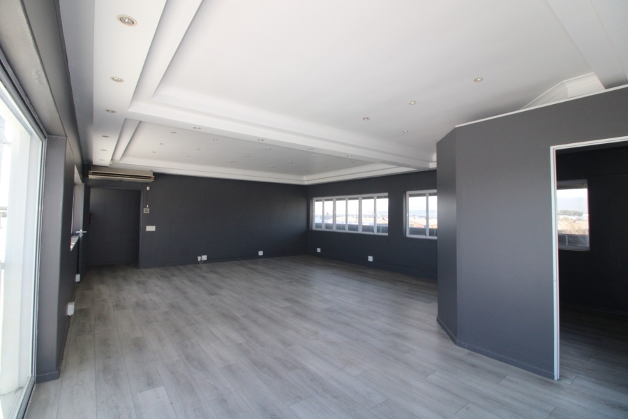 To Let Commercial Property for Rent in Montague Gardens Western Cape